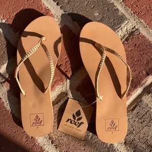 Reef Flip Flops NWT